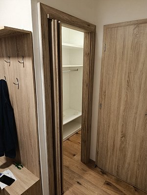 Otevřené skládací dveře INVADO NORMA DECOR 1